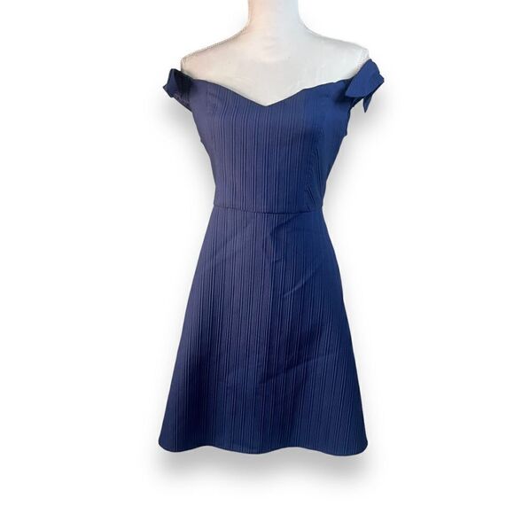 TopShop classic Navy blue off the shoulder fit and flare Semiformal dress sz 10 - Picture 1 of 9